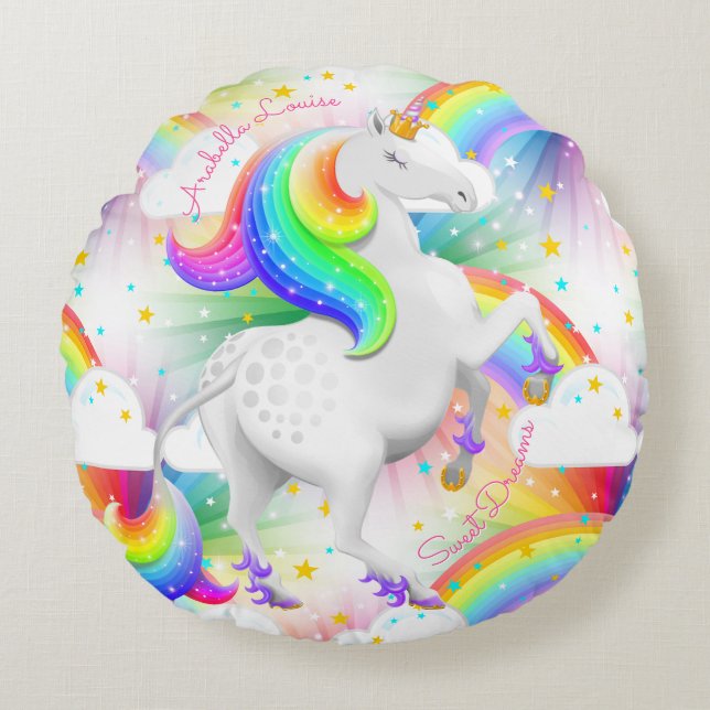 Hübsches Rainbow-Einhorn mit Personalisierung Rundes Kissen (Vorderseite)