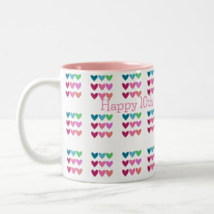 Hübsches Rosa mit herzhaften Geburtstagskameraden Zweifarbige Tasse