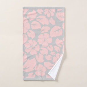 Hübsches rosa und graues Blumenmonogramm Handtuch