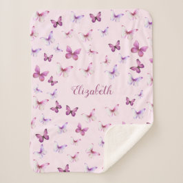 Hübsches Schmetterlingspink und Lila Mädchen Sherpadecke