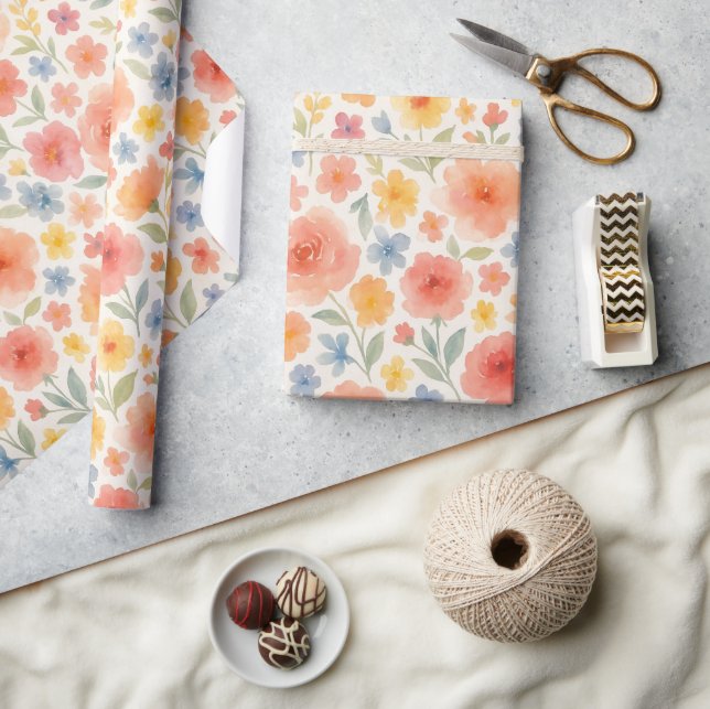 Hübsches Shabby Chic Französisches Blumenmuster Geschenkpapier (Kunsthandwerk)