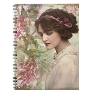 Hübsches Vintages Frauenrosa-BlumenNotebook Notizblock
