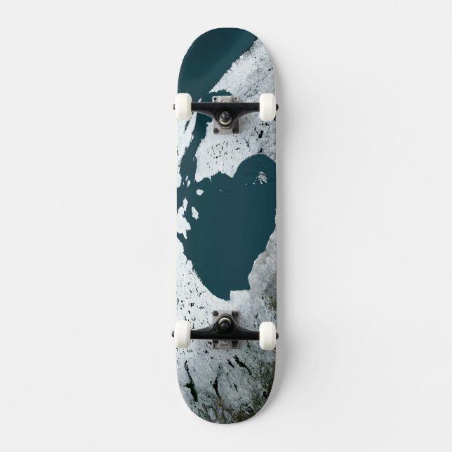 Hudson Bay Sea Ice am 14. November 2005. Skateboard (Vorderseite)