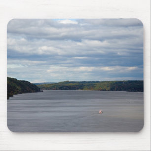 Hudson River Cruise Mouse Pad Mousepad