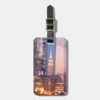 Hudson Yards (Schiff) Empire State Gebäude, NYC