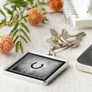 Hufeisen in Schwarz und Grau Kariert Schlüsselanhänger