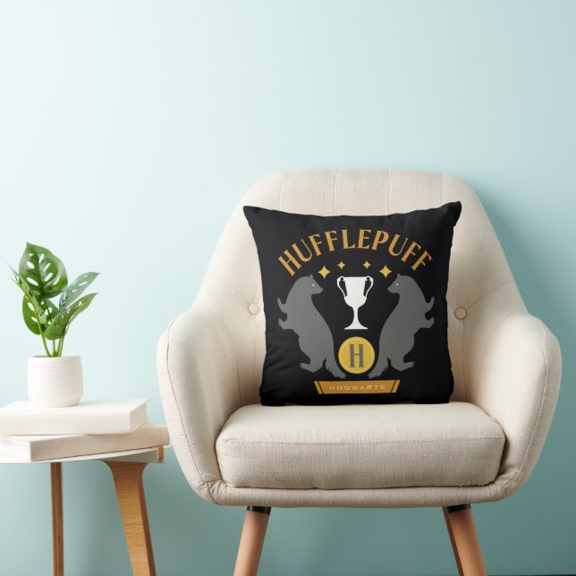 HUFFLEPUFF™ Badger und Cup House Pride Grafik Kissen (Stuhl )