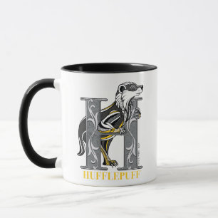 HUFFLEPUFF™ Crosshatched Emblem Tasse