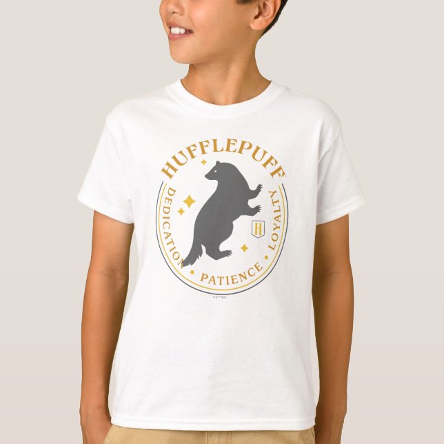 HUFFLEPUFF™ Dachs-Haus-Stolz-Abzeichen T-Shirt (Vorderseite)