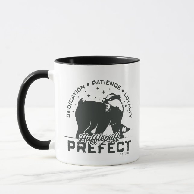HUFFLEPUFF™ Präfektives Abzeichen Tasse (Links)