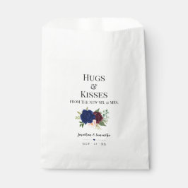 Hugs & Kisses von der neuen Mrs. navy Blumenhochze Geschenktütchen