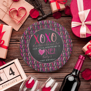 Hugs & Kisses (XOXO) Valentinstag 1. Geburtstag Pappteller