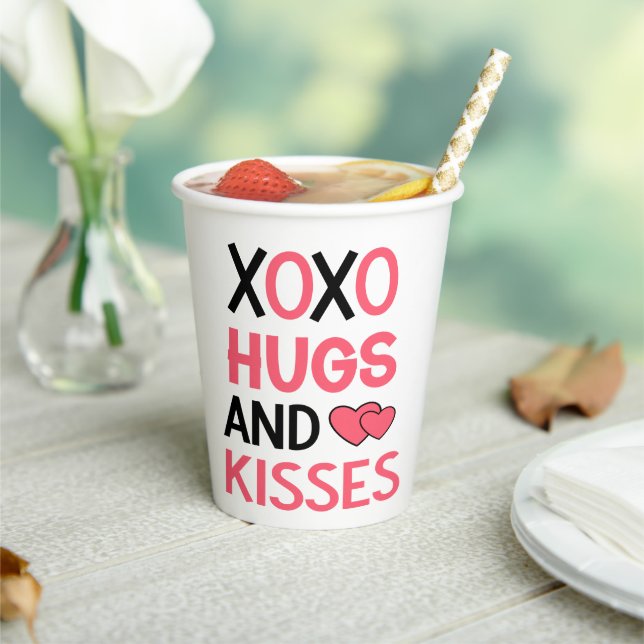 Hugs Kisses XOXO Wedding Party Brautparty Pappbecher (In Situ)