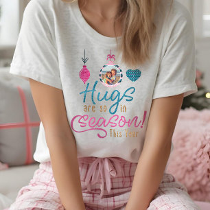 Hugs sind so in der Saison dieses Jahr Fun Famil Tri-Blend Shirt