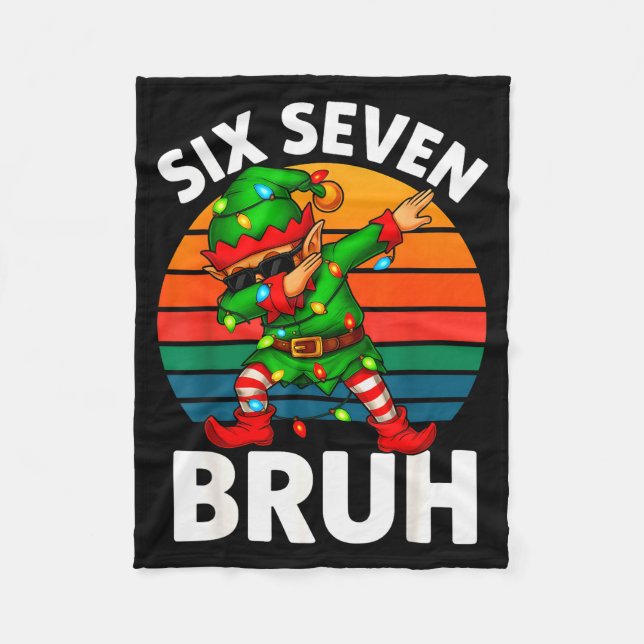 Hugvyn Six Seven 6 7 Meme Dabbing Elf Frohe Weihna Fleecedecke (Vorderseite)
