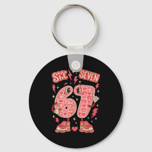 Hugvyn Six Seven Valentinstag Liebe 67 Preppy Coqu Schlüsselanhänger