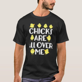 Hühnchen sind überall auf mir Lustiges Ostern Sark T-Shirt
