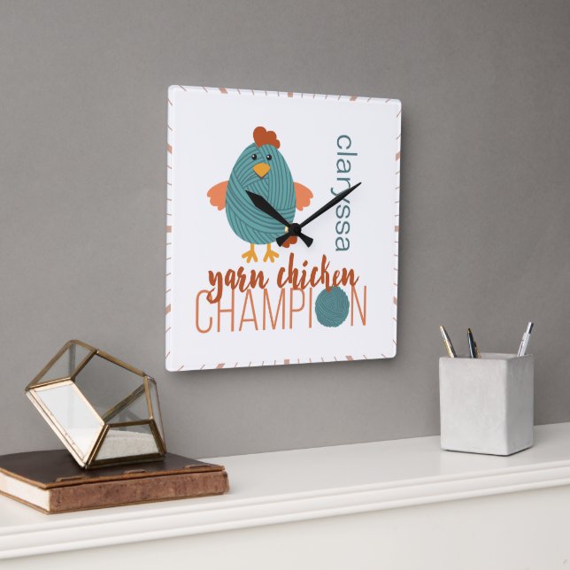 Hühnerchampion aus aquamarin- und Rostgarn Quadratische Wanduhr (Büro)