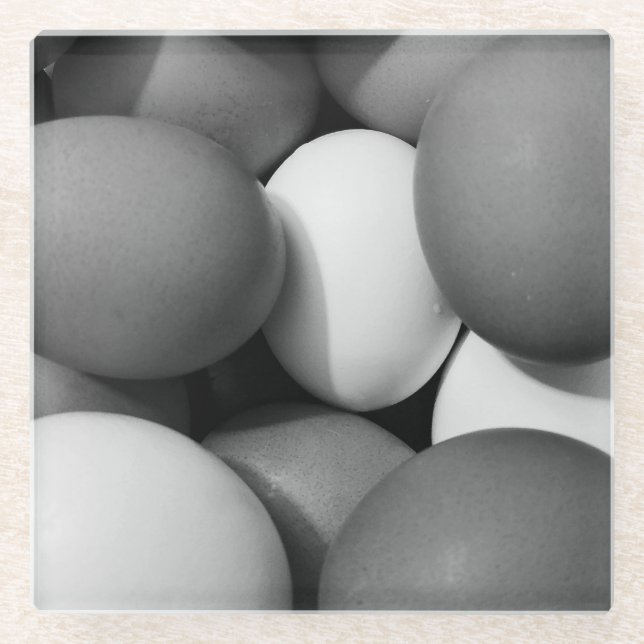 Hühnereier in Schwarz und Weiß Glasuntersetzer (Vorderseite)