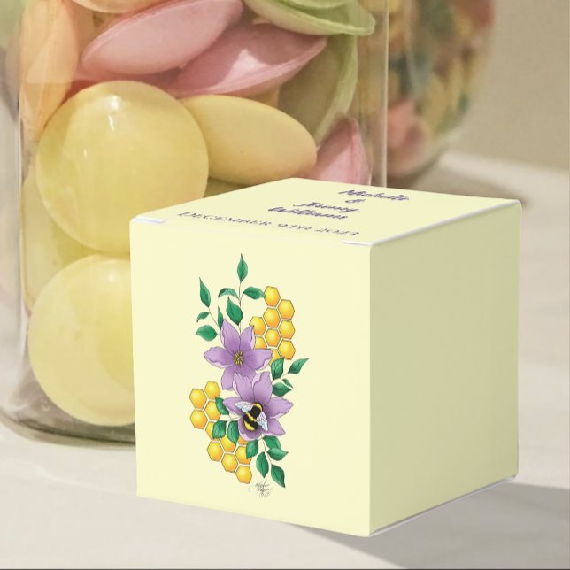 Hummellavender-Blume Gelb Geschenkschachtel (Von Creator hochgeladen)