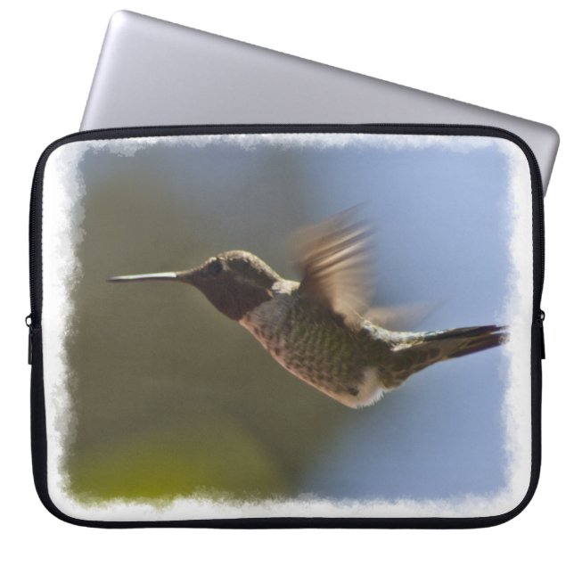 Hummingbird im Flugweißen Rand Laptopschutzhülle (Vorderseite)