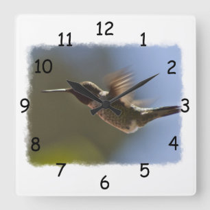 Hummingbird in Flight Quadratische Wanduhr