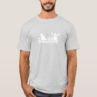 Humorvolle Hilfe beim Strand T-Shirt