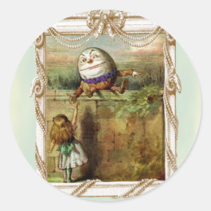 Humpty Dumpty und Alice Runder Aufkleber