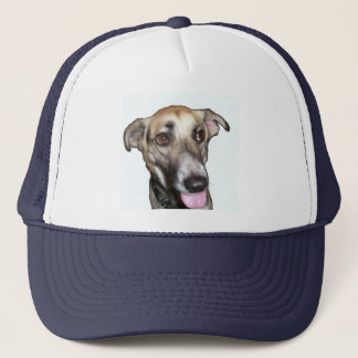 Hund 2, Hut Truckerkappe