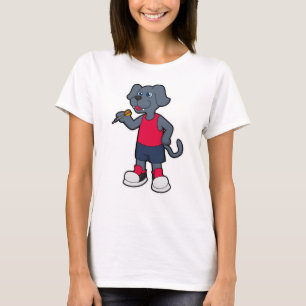 Hund als Dart-Spieler mit Darts T-Shirt