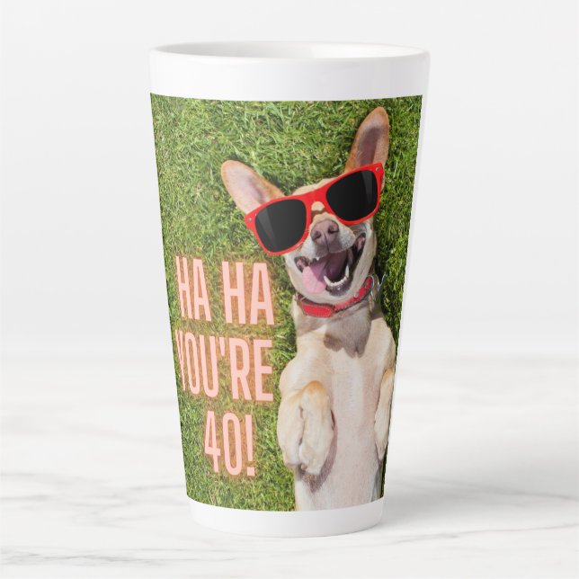 Hund am 40. Geburtstag Latte Tasse (Vorderseite)