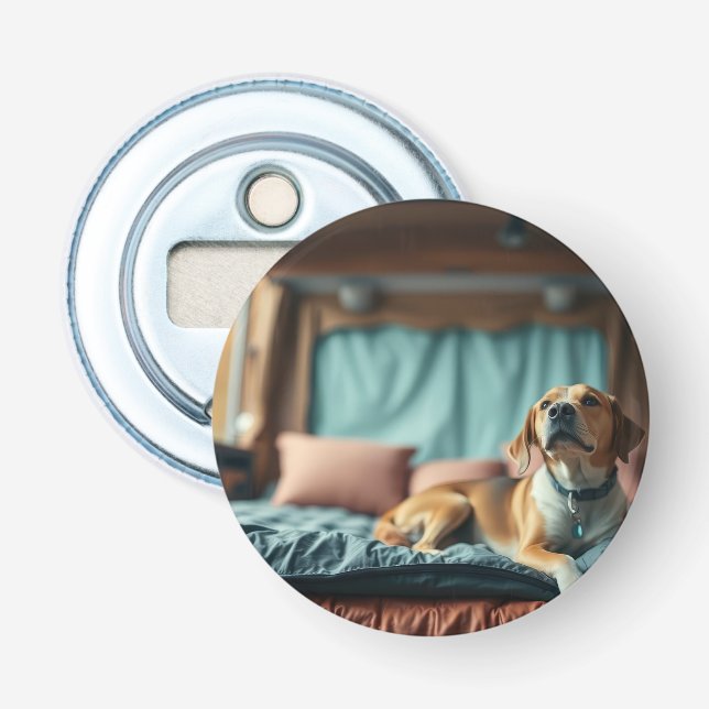 Hund auf Bett Flaschenöffner (Vorderseite)