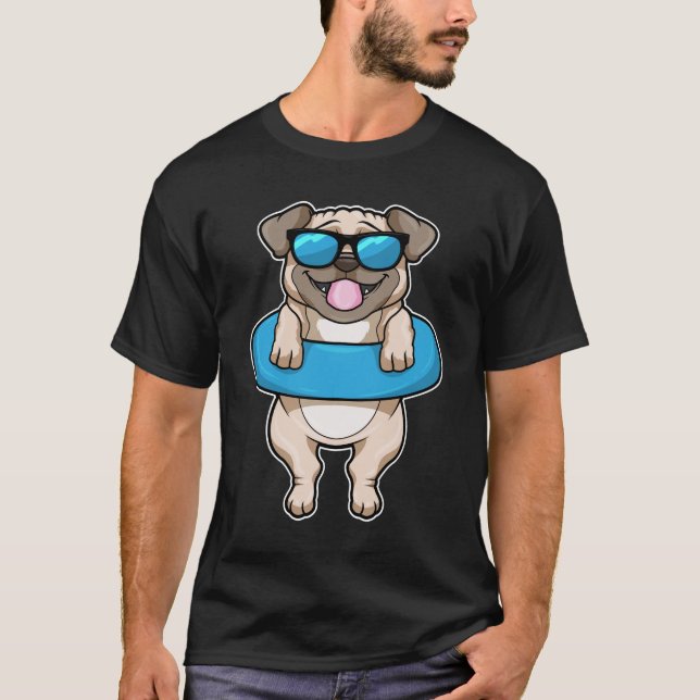 Hund beim Baden mit Schwimmring T-Shirt (Vorderseite)