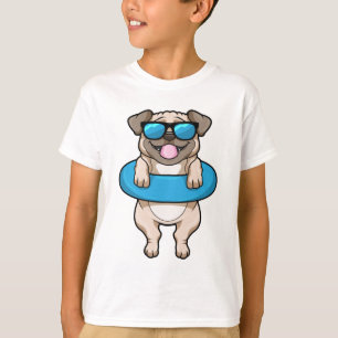 Hund beim Baden mit Schwimmring T-Shirt