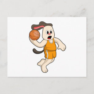 Hund beim Basketball-Sport Postkarte