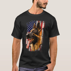 Hund der deutschen Schäferhündin Patriotic America T-Shirt