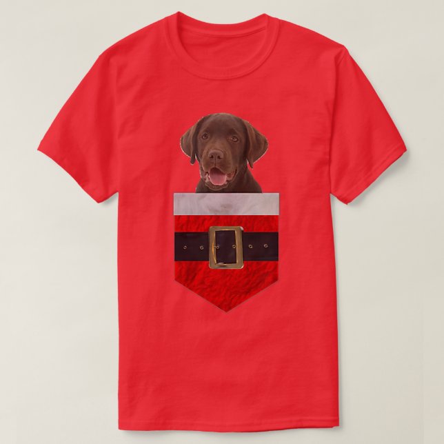 Hund im Pocket Santa Chocolate Labrador T-Shirt (Design vorne)