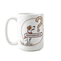 Hund ist verwirrte Kaffee-Tasse