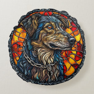 Hund mit einem lebendigen Buntglas-Hintergrund Rundes Kissen