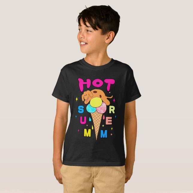 Hund mit Eiscreme T-Shirt (Vorne ganz)