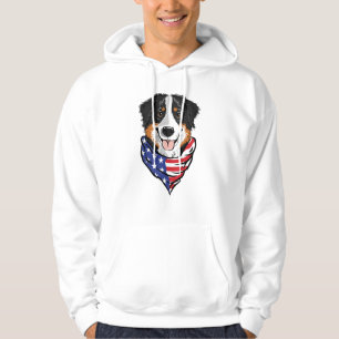 Hund mit Halsbandana Hoodie