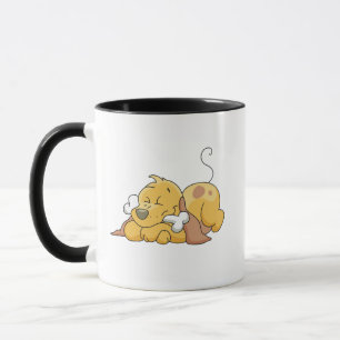 Hund mit Knochentrecken und Geschenken Tasse