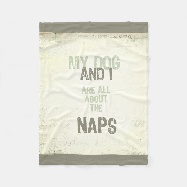 Hund und ich sind ganz über die fleecedecke (Vorderseite)