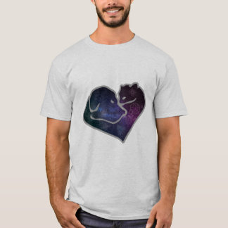 Hund und Katze im Raum T-Shirt