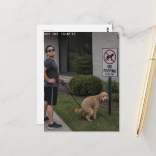 Hund und Mensch ignorieren Warnschild Postkarte