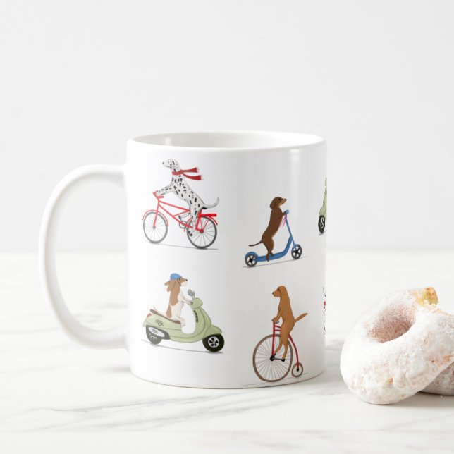 Hunde auf Fahrrädern und Scootern  Kaffeetasse (Mit Donut)