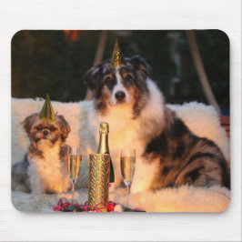 Hunde feiern neues Jahr Mousepad
