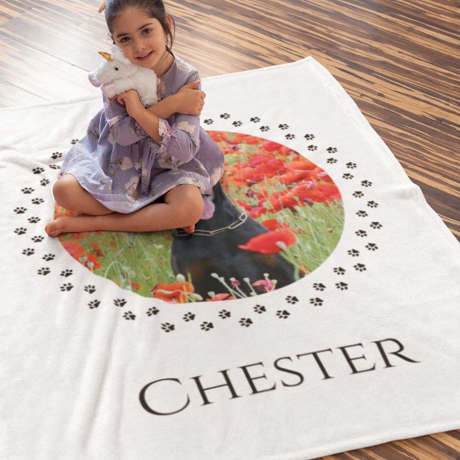 Hunde Foto Schuhe — Personalisiertes Beigeschenk f Fleecedecke (Von Creator hochgeladen)