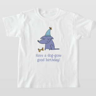 Hunde haben einen guten Geburtstagshund mit Party- T-Shirt
