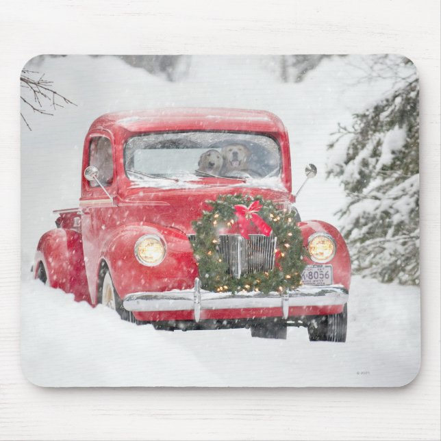 Hunde in einem Lastwagen Mousepad (Vorne)